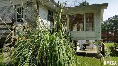 17 Grandview Dr, Macomb, IL 61455 photo 9