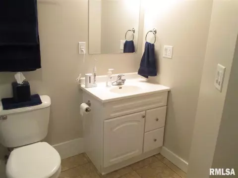 207 W Bertram St, Metamora, IL 61548 photo 25