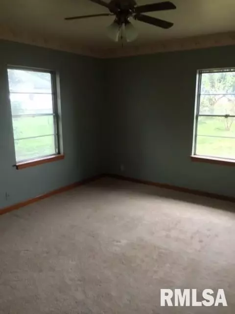 200 E State St, Washburn, IL 61570 photo 13