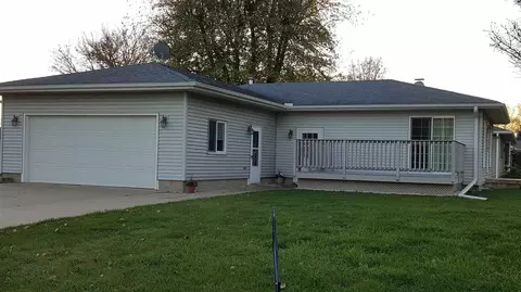 101 E Locust Ln, Cuba, IL 61427 photo 5