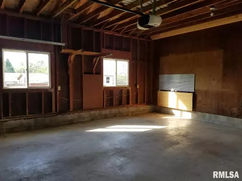 101 E Locust Ln, Cuba, IL 61427 photo 34