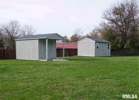 101 E Locust Ln, Cuba, IL 61427 photo 6