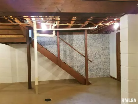 101 E Locust Ln, Cuba, IL 61427 photo 32