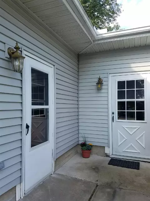 101 E Locust Ln, Cuba, IL 61427 photo 24