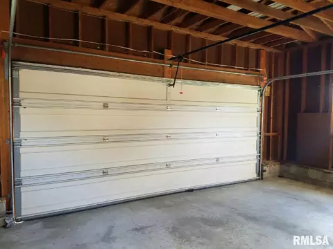 101 E Locust Ln, Cuba, IL 61427 photo 22