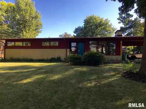 703 Auburn Dr, Macomb, IL 61455 photo 21