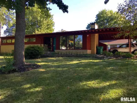 703 Auburn Dr, Macomb, IL 61455 photo 20