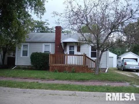 335 Thompson Ct, Canton, IL 61520 photo 16