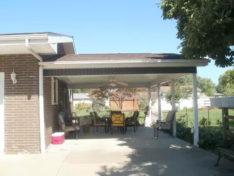 1495 E Chestnut, Canton, IL 61520 photo 21