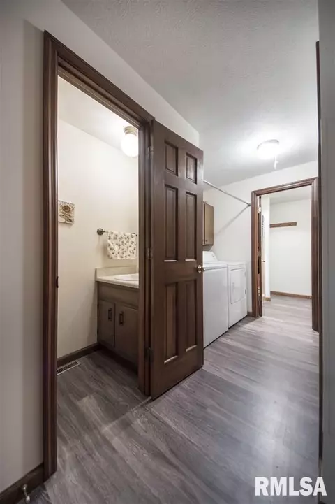 1204 County Road 1300 E, Eureka, IL 61530 photo 6
