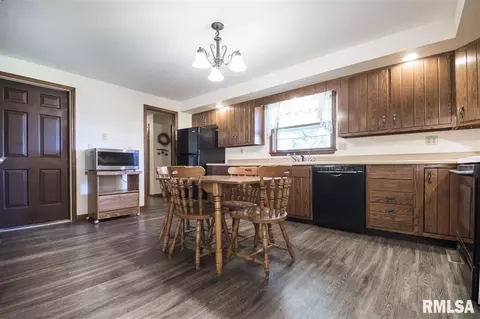 1204 County Road 1300 E, Eureka, IL 61530 photo 4