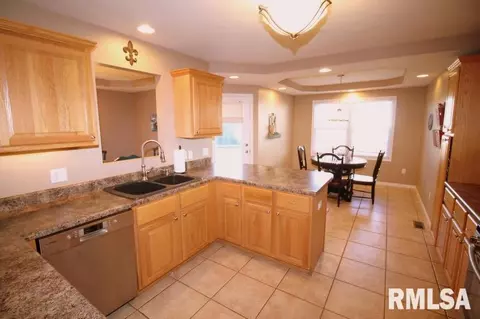 5900 W Brookmere St, Edwards, IL 61528 photo 11
