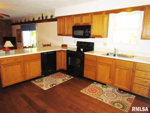 4126 S Autumn Dr, Mapleton, IL 61547 photo 10