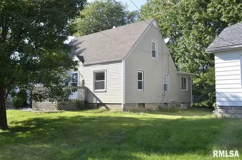 425 E Pasadena, Peoria, IL 61603 photo 2