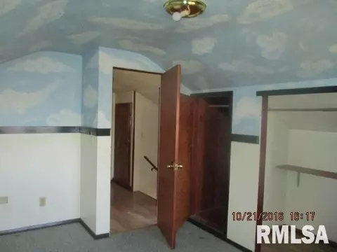 440 E Ash St, Canton, IL 61520 photo 6