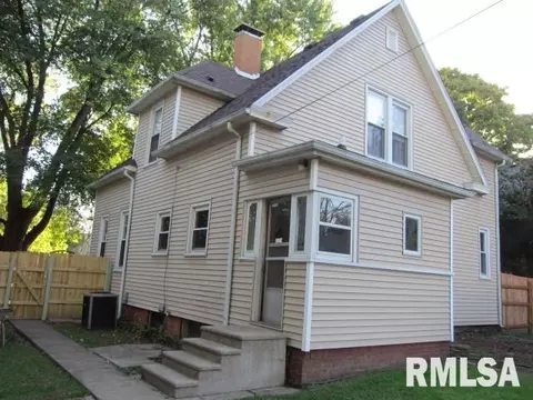361 W Pne, Canton, IL 61520 photo 4
