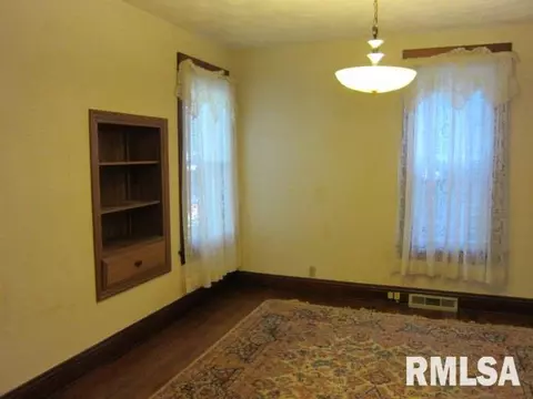 361 W Pne, Canton, IL 61520 photo 15
