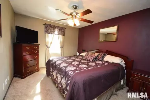 120 Breen Ave, Bradford, IL 61421 photo 18