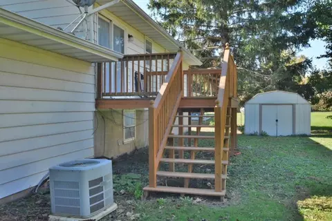120 Breen Ave, Bradford, IL 61421 photo 5