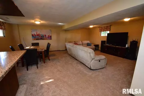 120 Breen Ave, Bradford, IL 61421 photo 15