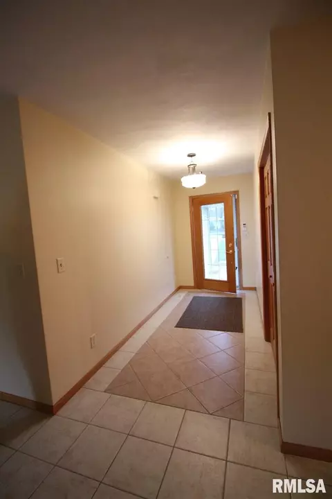 9330 W Lake Camelot Dr, Mapleton, IL 61547 photo 6
