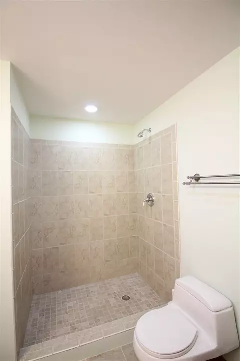 9330 W Lake Camelot Dr, Mapleton, IL 61547 photo 32