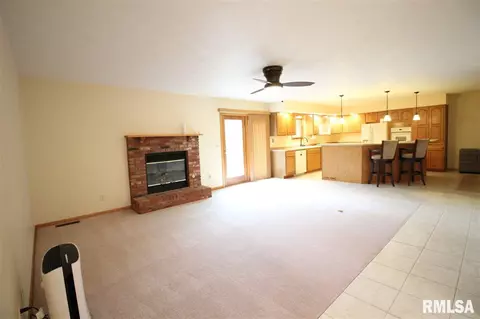 9330 W Lake Camelot Dr, Mapleton, IL 61547 photo 7