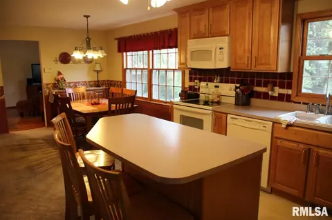 603 Eilers Ct, Washington, IL 61571 photo 8