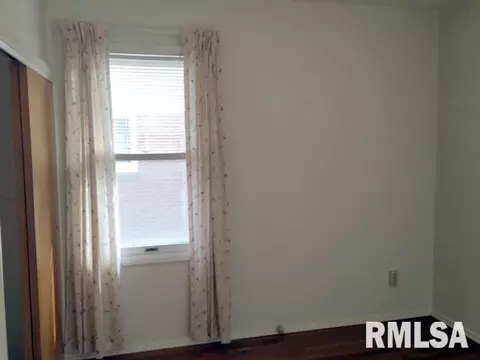 1240 Sunview, Canton, IL 61520 photo 12