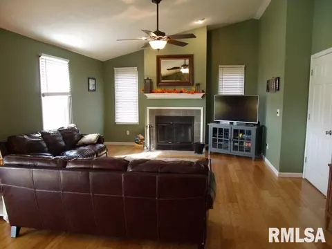 957 County Highway 3, Eureka, IL 61530 photo 17