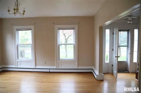 404 Darst St, Eureka, IL 61530 photo 14