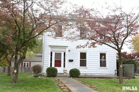 404 Darst St, Eureka, IL 61530 photo 3