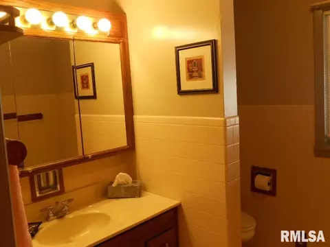 506 Linn, Benson, IL 61516 photo 19