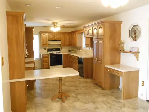 506 Linn, Benson, IL 61516 photo 7