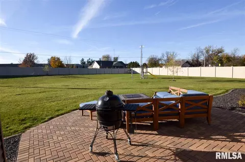 10 Bishops Ct, Washington, IL 61571 photo 36