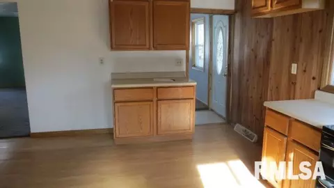 214 8th St, Lacon, IL 61540 photo 10