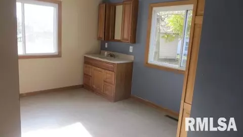 214 8th St, Lacon, IL 61540 photo 11