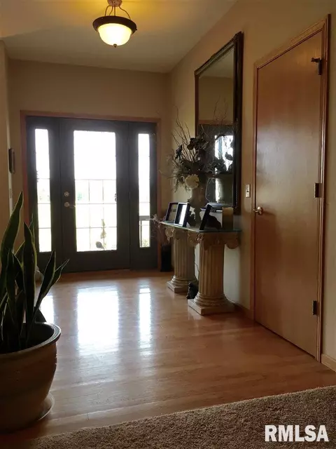11346 E 1000th St, Macomb, IL 61455 photo 2