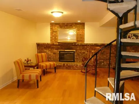 1343 N Forrest Dr, Metamora, IL 61548 photo 17
