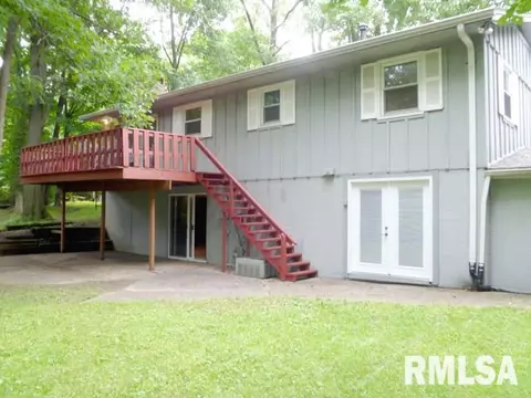 1343 N Forrest Dr, Metamora, IL 61548 photo 5
