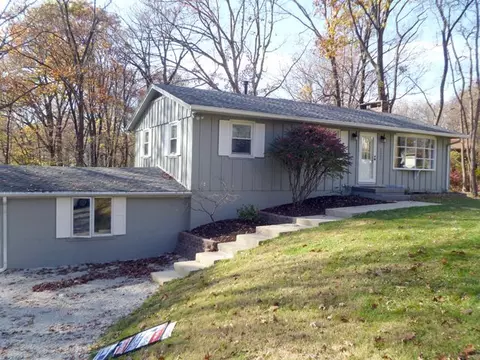 1343 N Forrest Dr, Metamora, IL 61548 photo 2