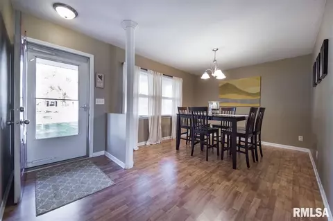 125 Harmony Ln, Macomb, IL 61455 photo 8