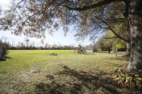 125 Harmony Ln, Macomb, IL 61455 photo 33