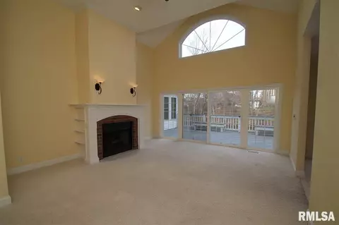 7605 W Thornridge Dr, Mapleton, IL 61547 photo 4