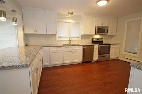 9529 W Kickapoo Ln, Edwards, IL 61528 photo 9