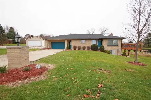 9529 W Kickapoo Ln, Edwards, IL 61528 photo 2