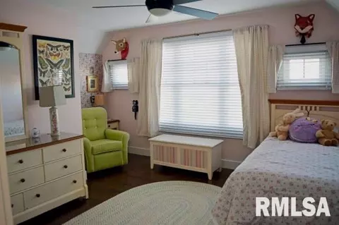 307 Elgin Ave, Washington, IL 61571 photo 22