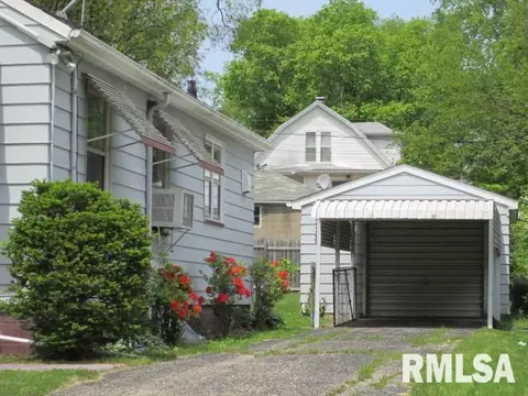 517 E Willcox Ave, Peoria, IL 61603 photo 2