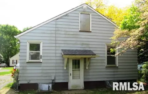 517 E Willcox Ave, Peoria, IL 61603 photo 3