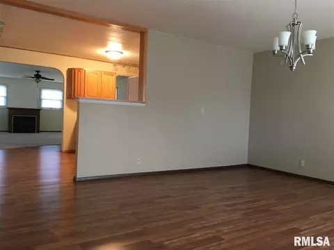 844 Madelyn Ave, Macomb, IL 61455 photo 6